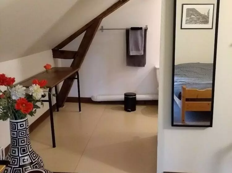 Aamiaismajoitus (B&B) L Ermite