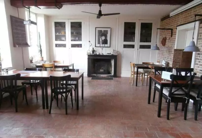 Aamiaismajoitus (B&B) L Ermite