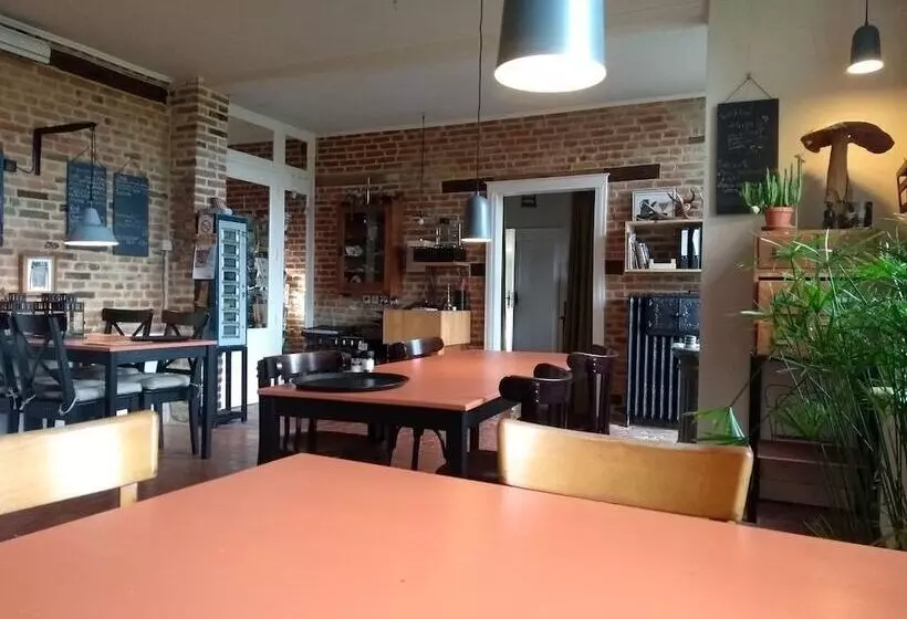 Aamiaismajoitus (B&B) L Ermite