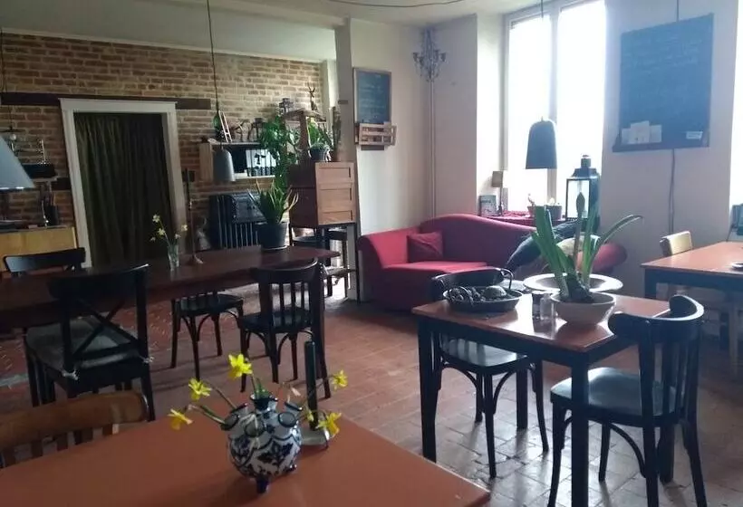 Aamiaismajoitus (B&B) L Ermite