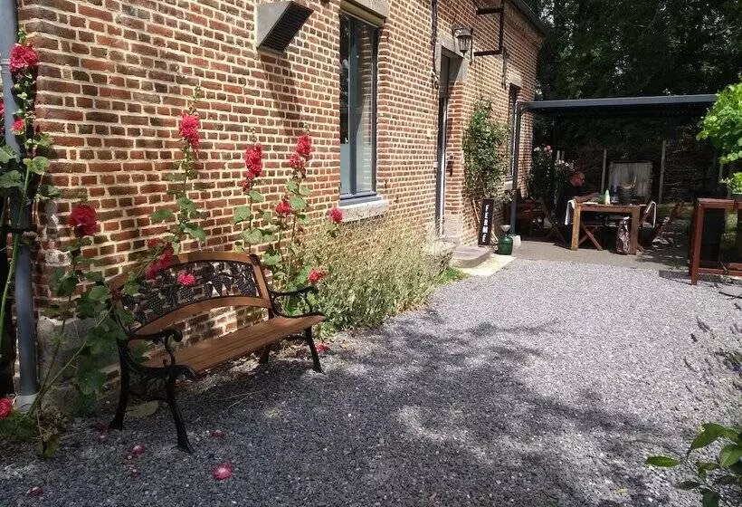 Aamiaismajoitus (B&B) L Ermite