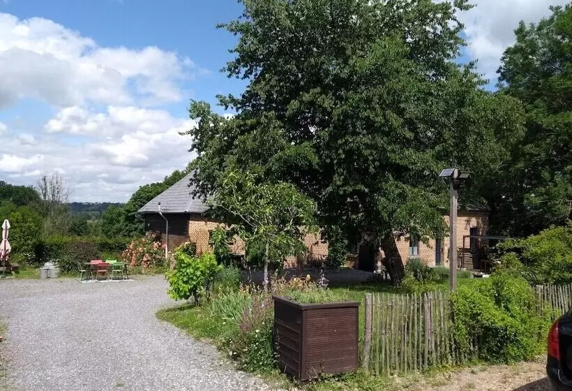 Aamiaismajoitus (B&B) L Ermite