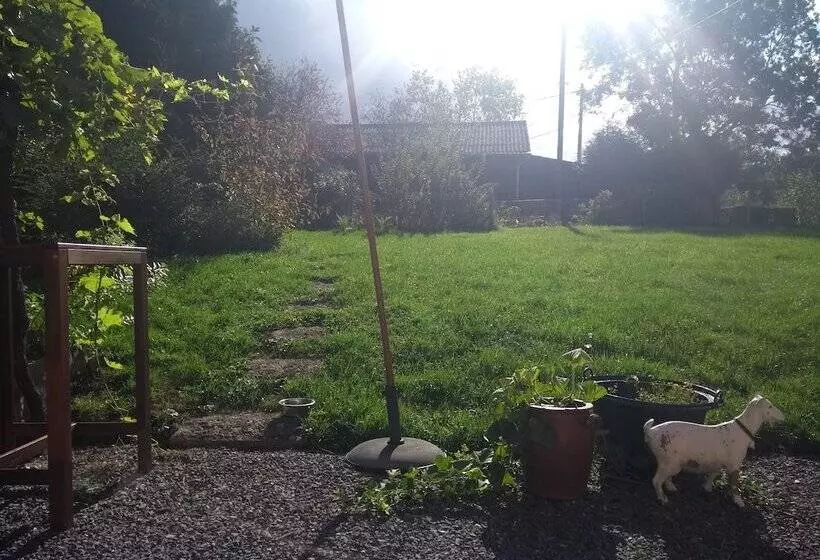 Aamiaismajoitus (B&B) L Ermite