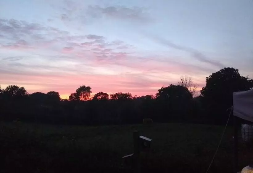 Aamiaismajoitus (B&B) L Ermite