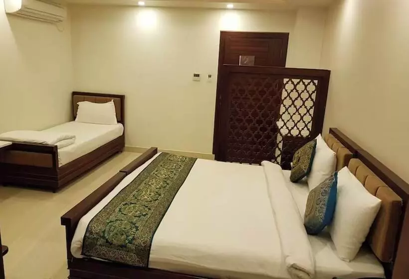 ホテル Goroomgo Nirmala Palace Ayodhya