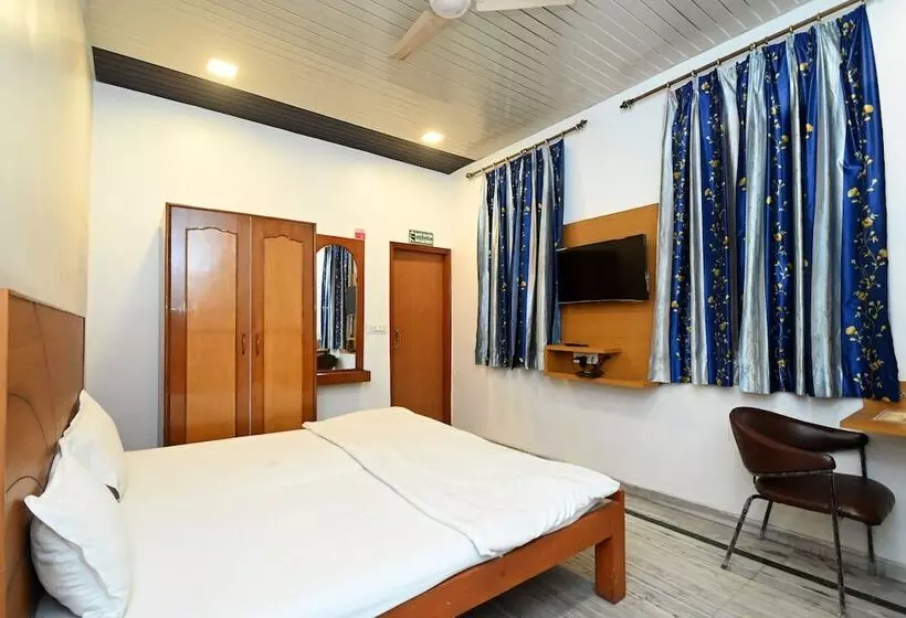 هتل Paradise Continental