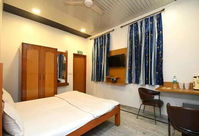 هتل Paradise Continental