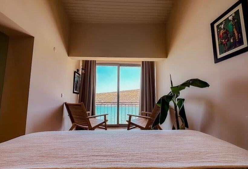 Pelagos Otel Bozcaada