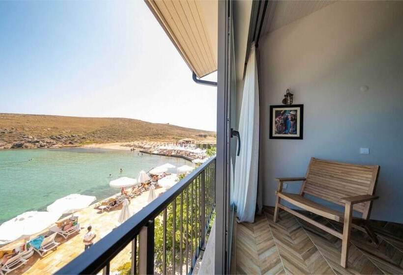 Pelagos Otel Bozcaada