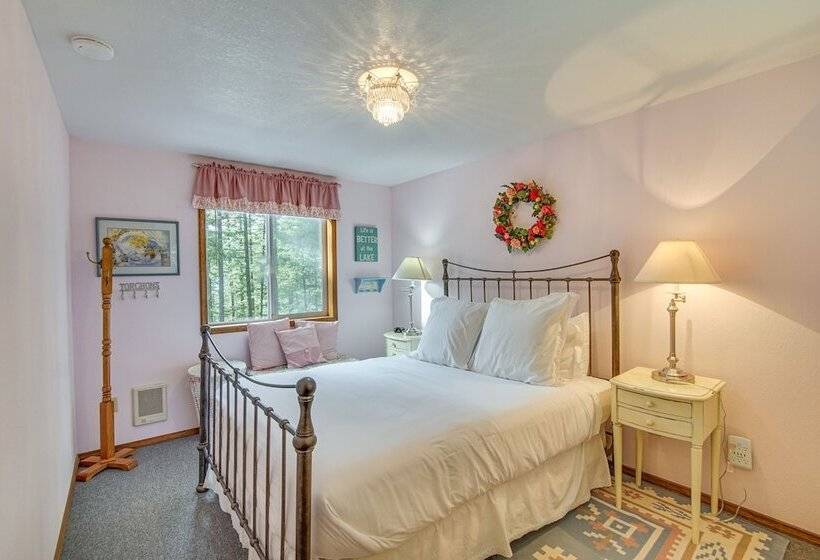 Washington Mountain Cabin: 1 Mi To Lake Cle Elum