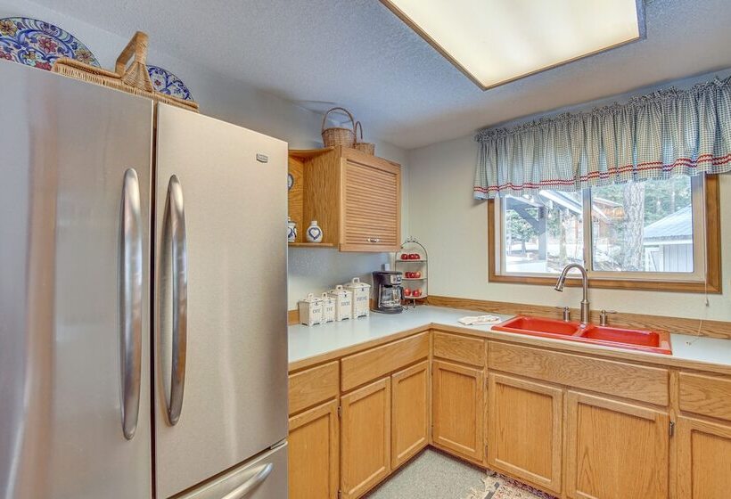 Washington Mountain Cabin: 1 Mi To Lake Cle Elum