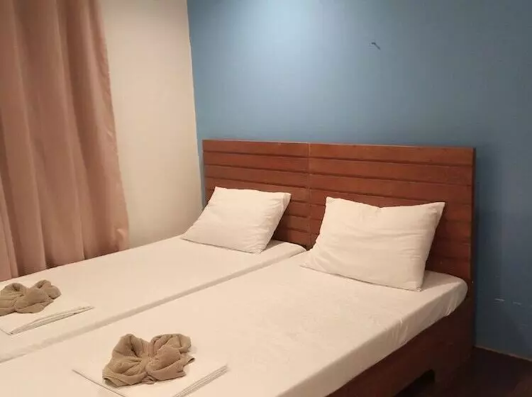 Amos Pili Tree Inn Powered By Cocotel