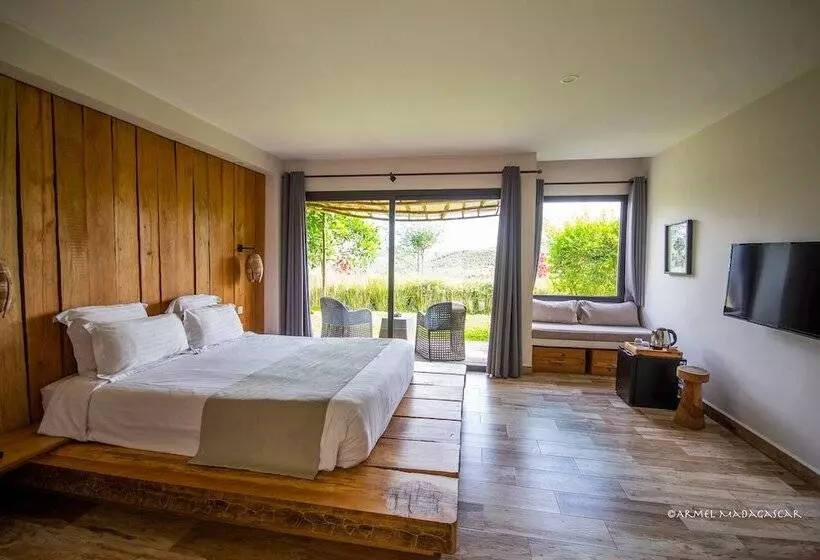 هتل Mantadia Lodge Andasibe
