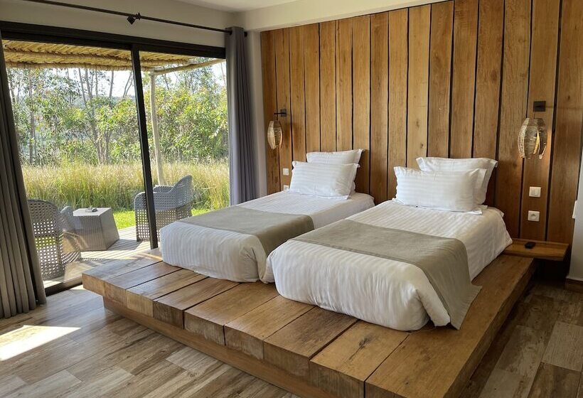 هتل Mantadia Lodge Andasibe