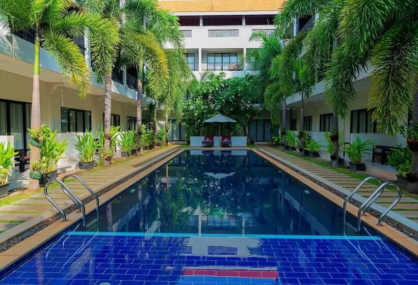 Hotelli New Riverside