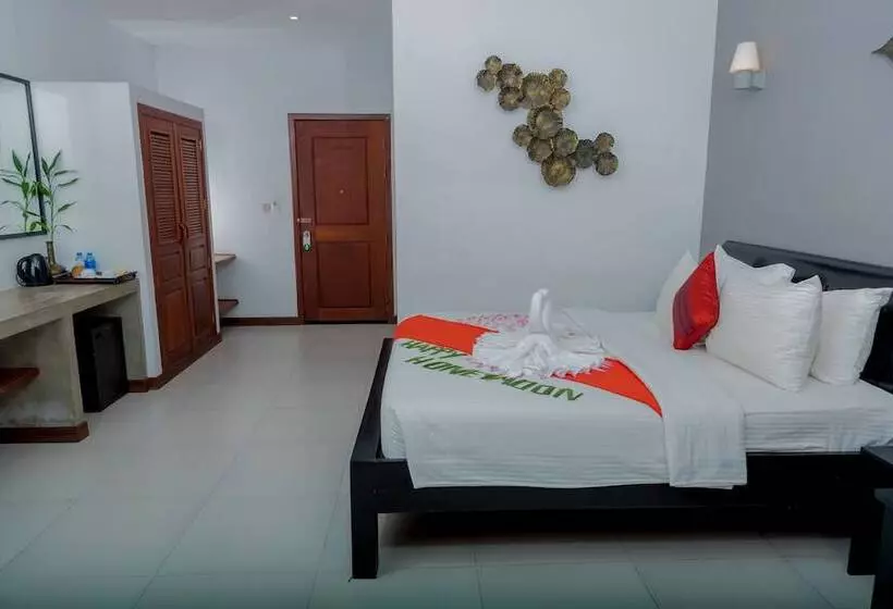 Hotelli New Riverside