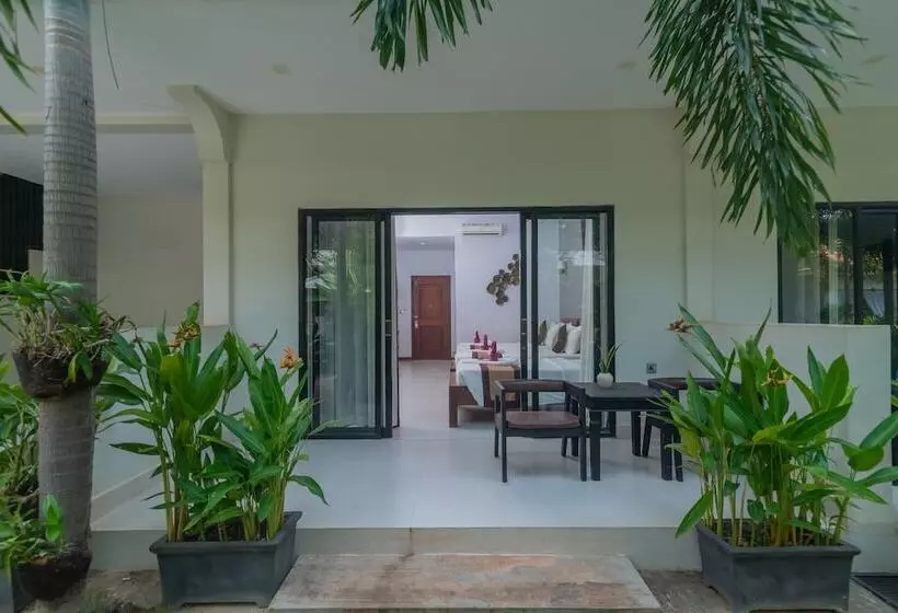 Hotelli New Riverside