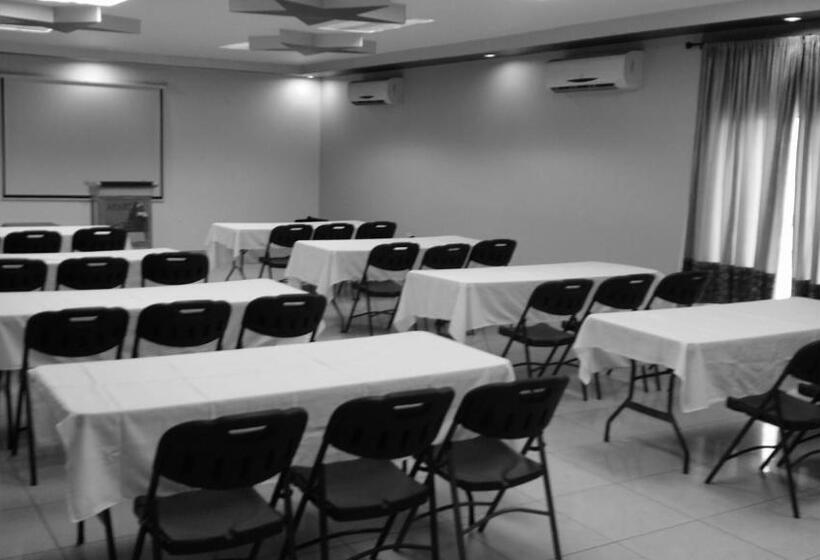 Apart Hotel Pico Bonito