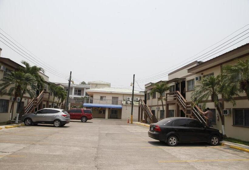 Apart Hotel Pico Bonito