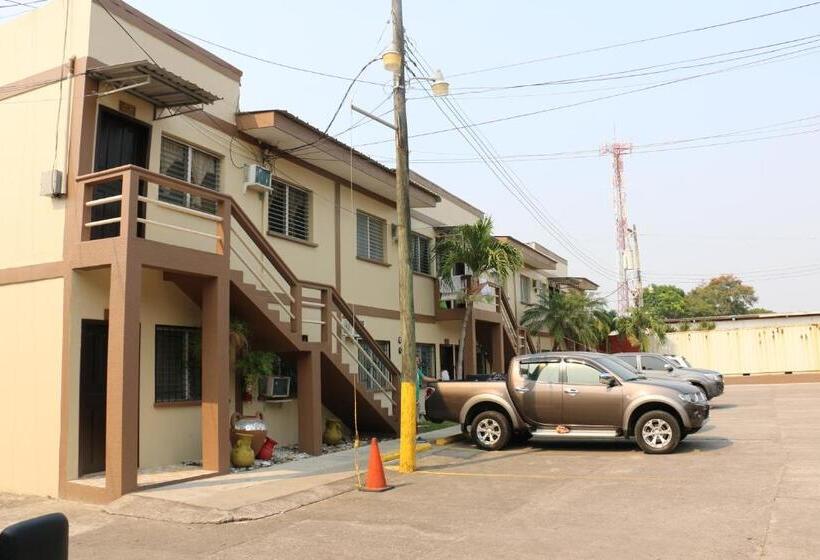 Apart Hotel Pico Bonito