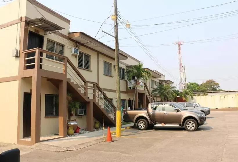 Apart Hotel Pico Bonito