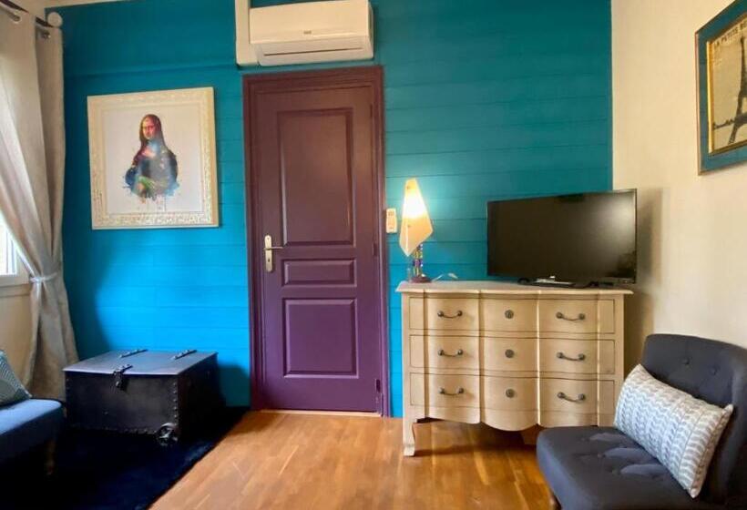 Nocleg ze śniadaniem ô Clair De Lune Chambres D Hôtes Climatisées à Sarlat   Parking Privé   Piscine Chauffée   Espace Bi