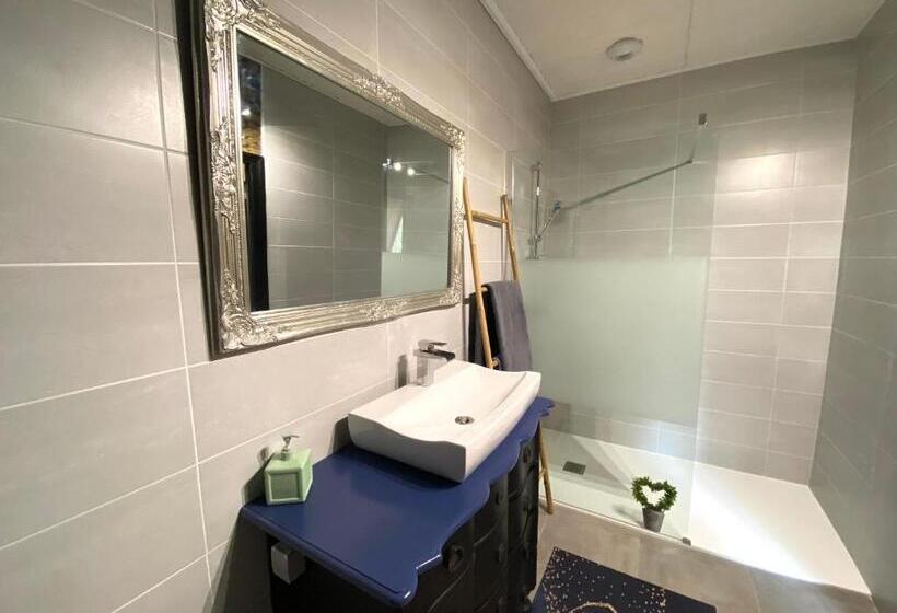 Nocleg ze śniadaniem ô Clair De Lune Chambres D Hôtes Climatisées à Sarlat   Parking Privé   Piscine Chauffée   Espace Bi