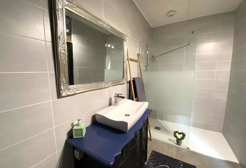 ベッドアンドブレックファースト ô Clair De Lune Chambres D Hôtes Climatisées à Sarlat   Parking Privé   Piscine Chauffée   Espace Bi