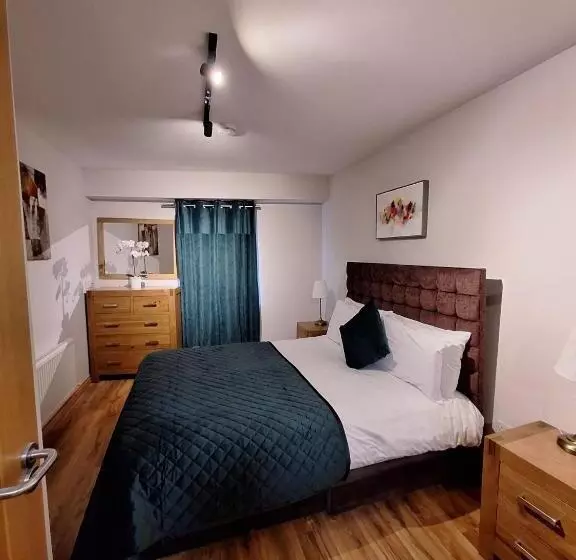 Five Lamps Suites