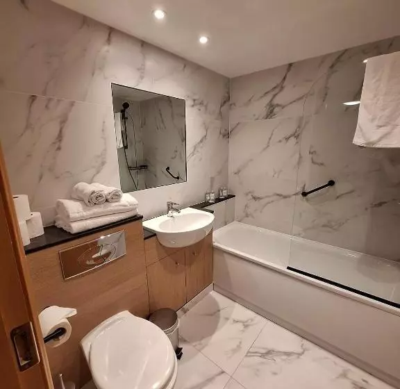 Five Lamps Suites