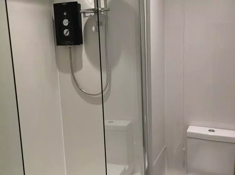 Glasgow Airport Apartments