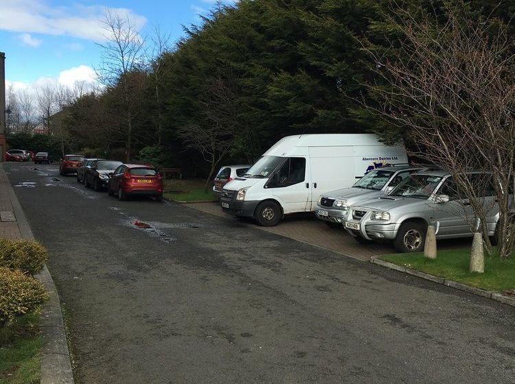 Glasgow Airport Apartments