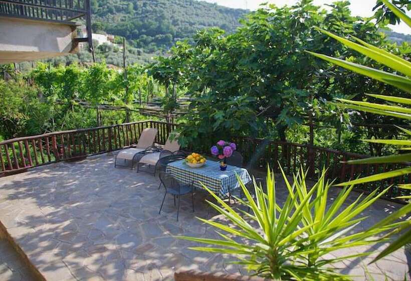 בית מלון כפרי Agriturismo La Lobra