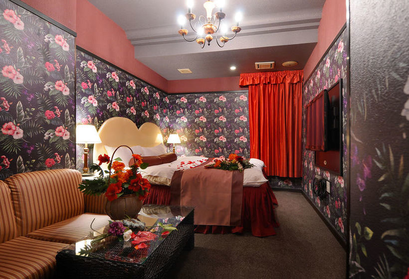 Hotel Chapel Coconuts Hirakata