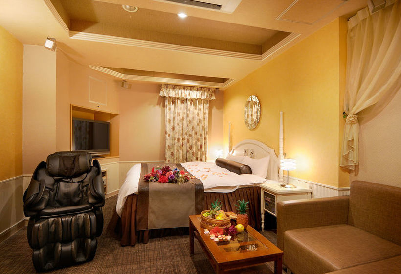 Hotel Chapel Coconuts Hirakata