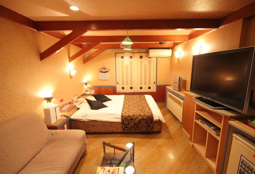 Отель Dressy  Adults Only