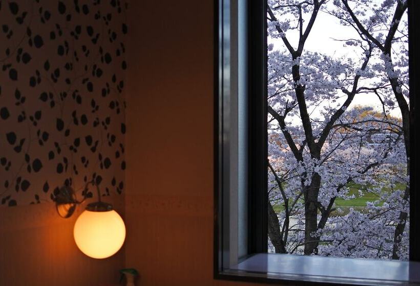 Отель Dressy  Adults Only