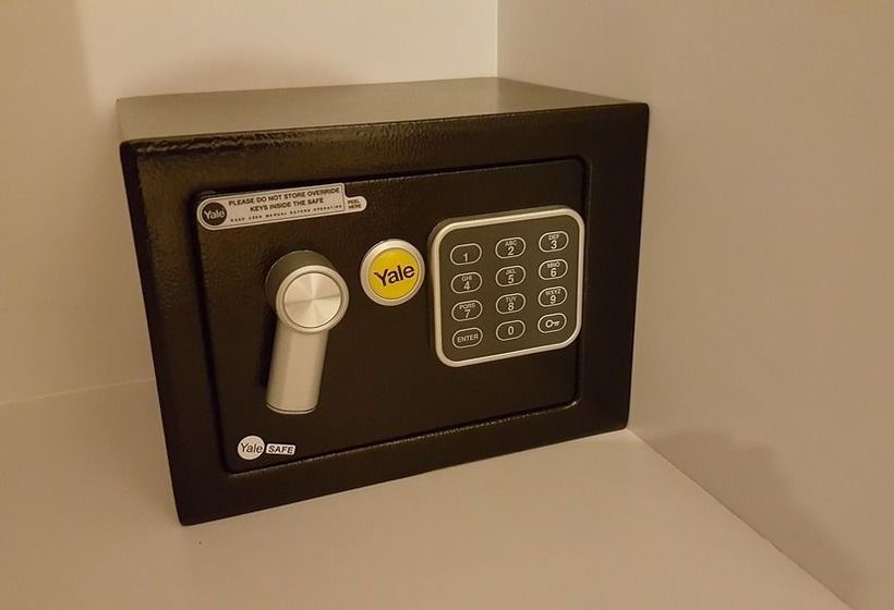 酒店 Governor Forbes Inn   Manila City Center