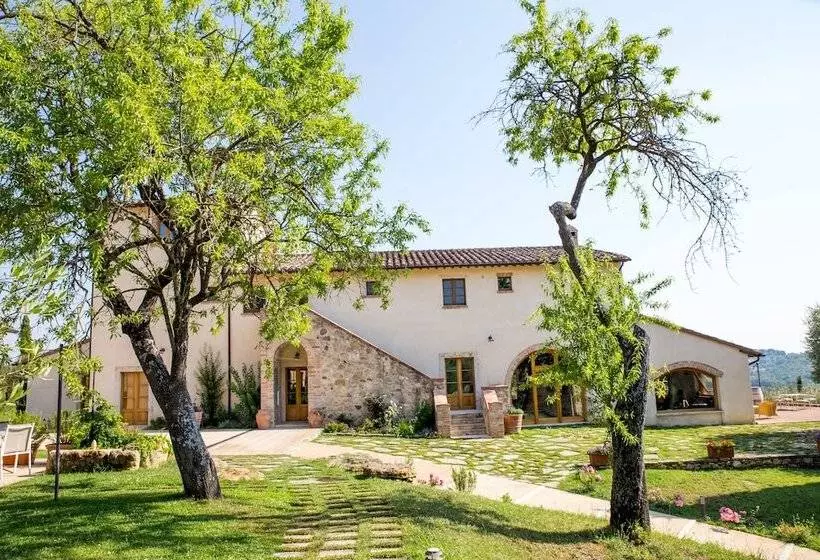 ホテル Le Buche Wine Resort & Spa