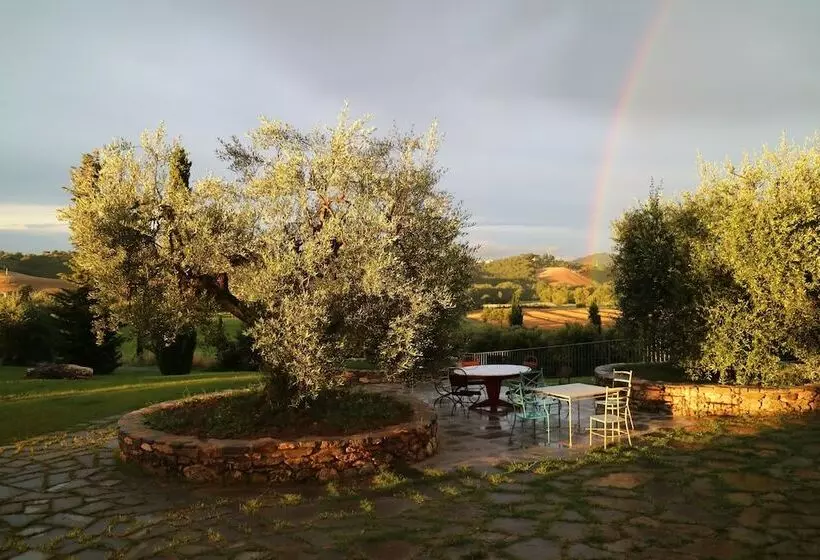 ホテル Le Buche Wine Resort & Spa