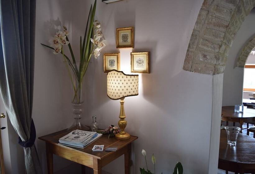 酒店 Le Buche Wine Resort & Spa