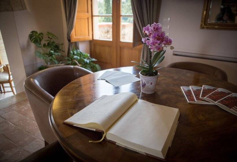 酒店 Le Buche Wine Resort & Spa