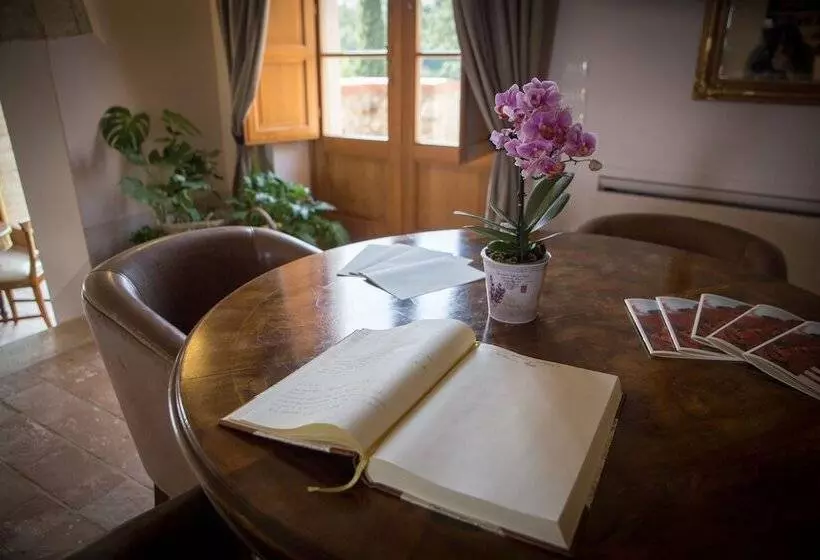 ホテル Le Buche Wine Resort & Spa