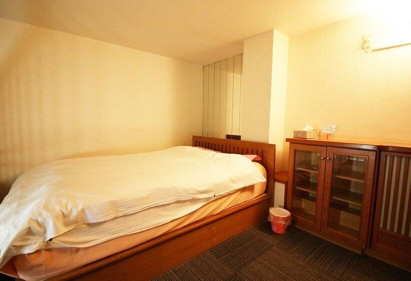 ホテル Muse Osaka   Adults Only