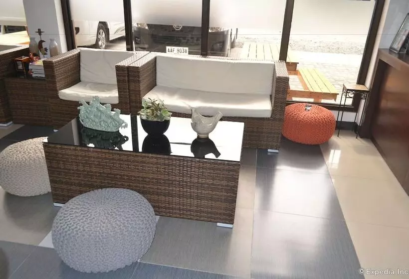 Hotelli Pearl Suites