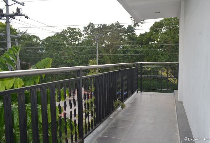 בית מלון כפרי Pearl Suites