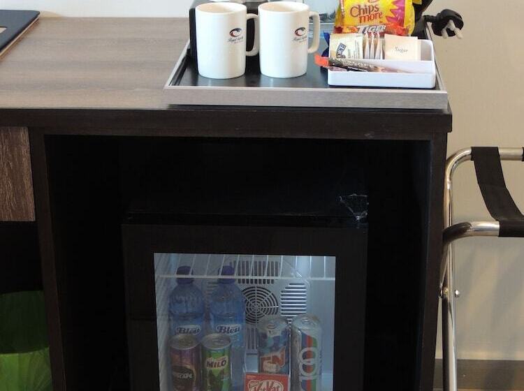 فندق Royal Agate Beach Resort