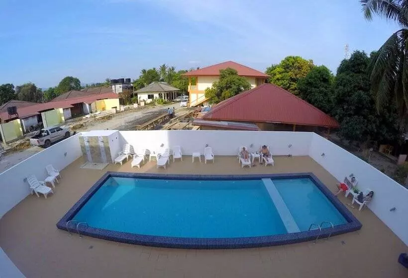 Hotelli Royal Agate Beach Resort
