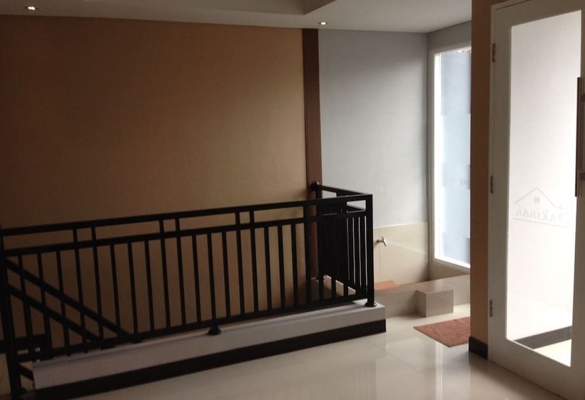 בית מלון כפרי Safa Homestay