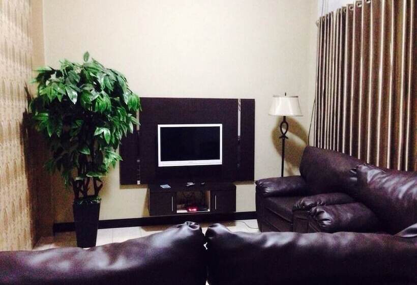 בית מלון כפרי Safa Homestay